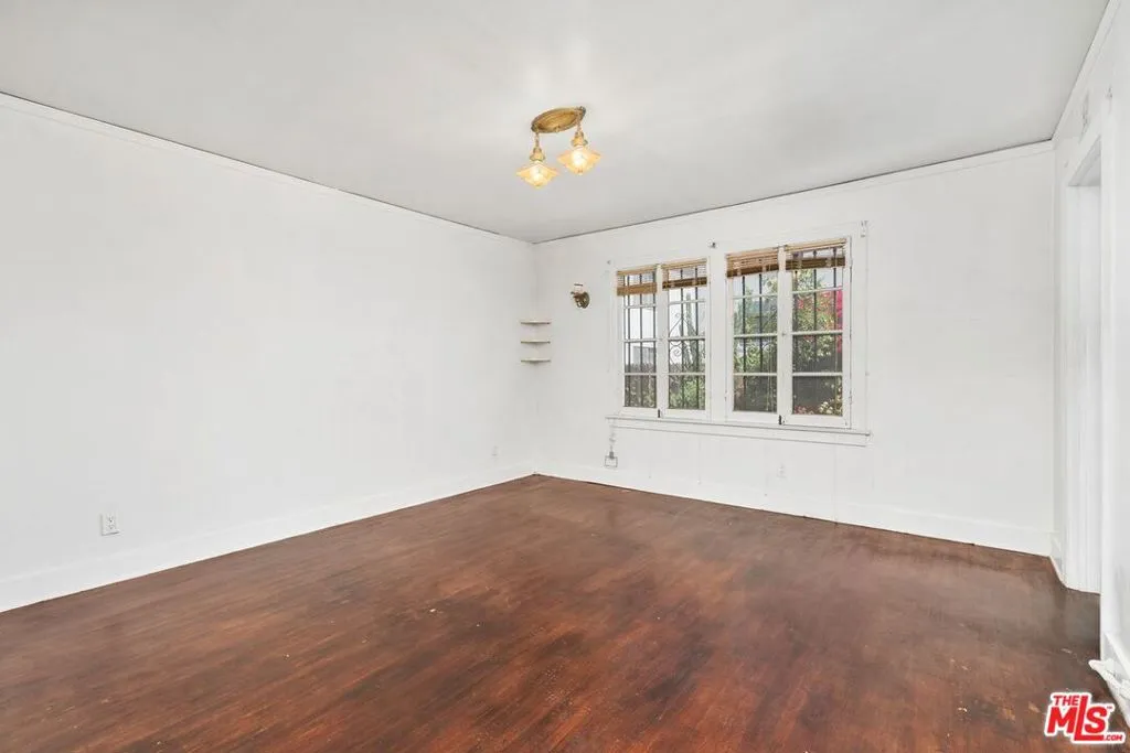 5021 Elmwood Avenue, Los Angeles, California 90004 home-pic-25